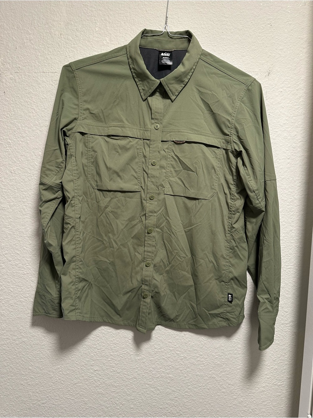 REI Co-op Women’s Medium Olive Green Hiking Travel Shirt Long Sleeve Nylon Stret